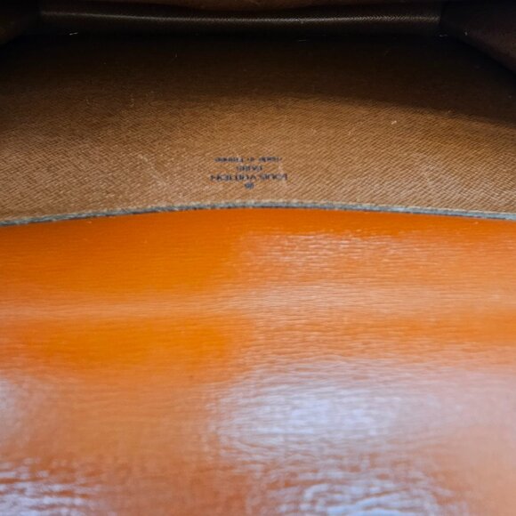 Louis Vuitton Epi Grenelle 2-Way Shoulder Bag - Picture 11 of 17